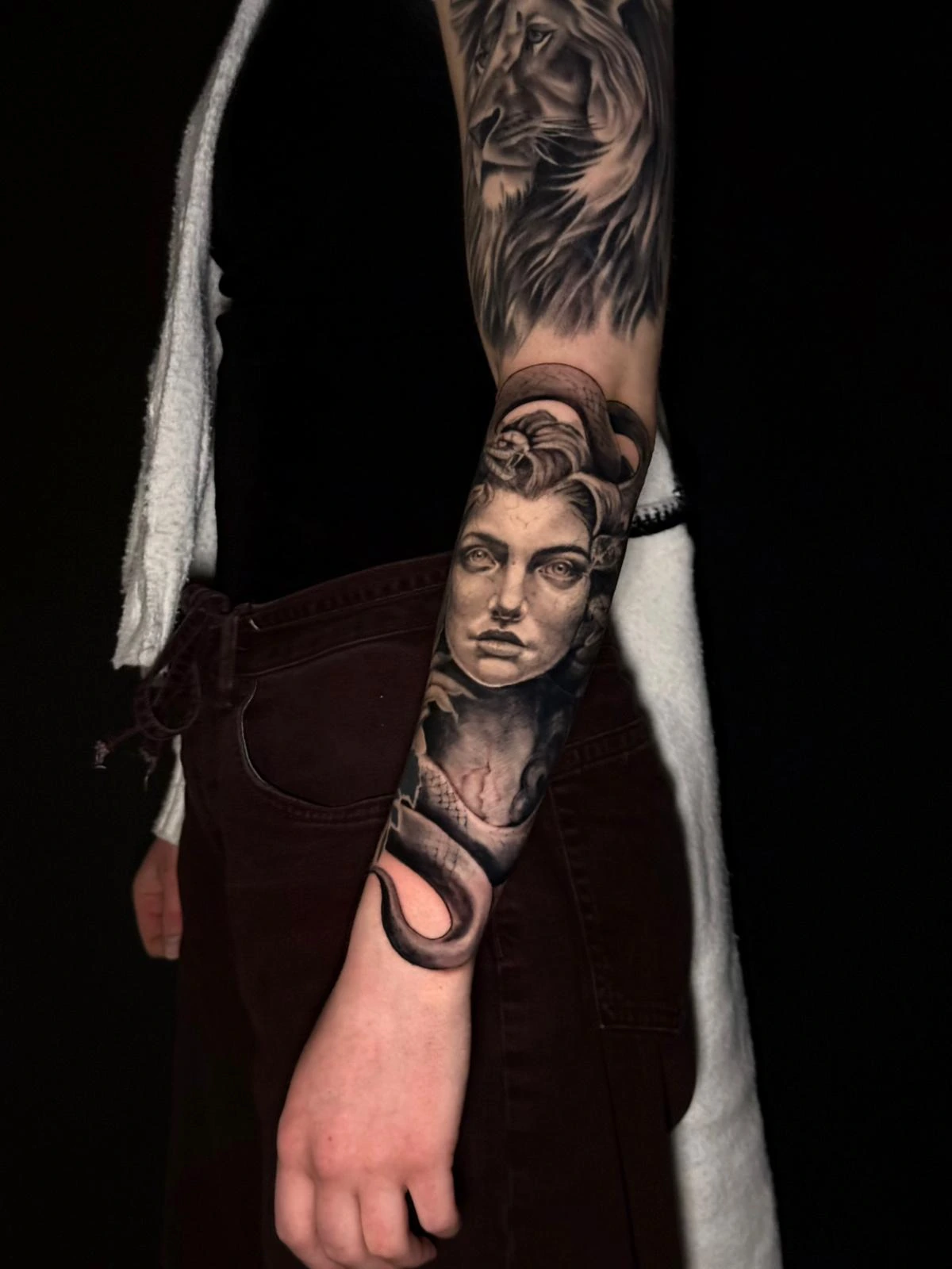 medusa lion sleeve