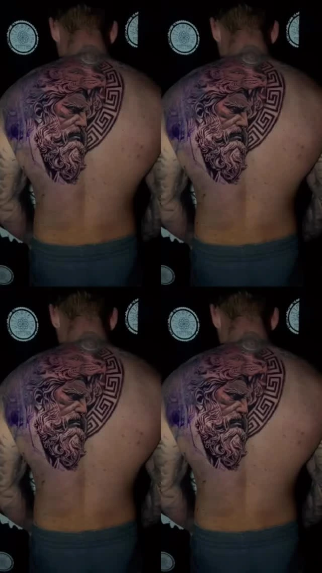 Zeus portrait with Greek-key border, full back piece