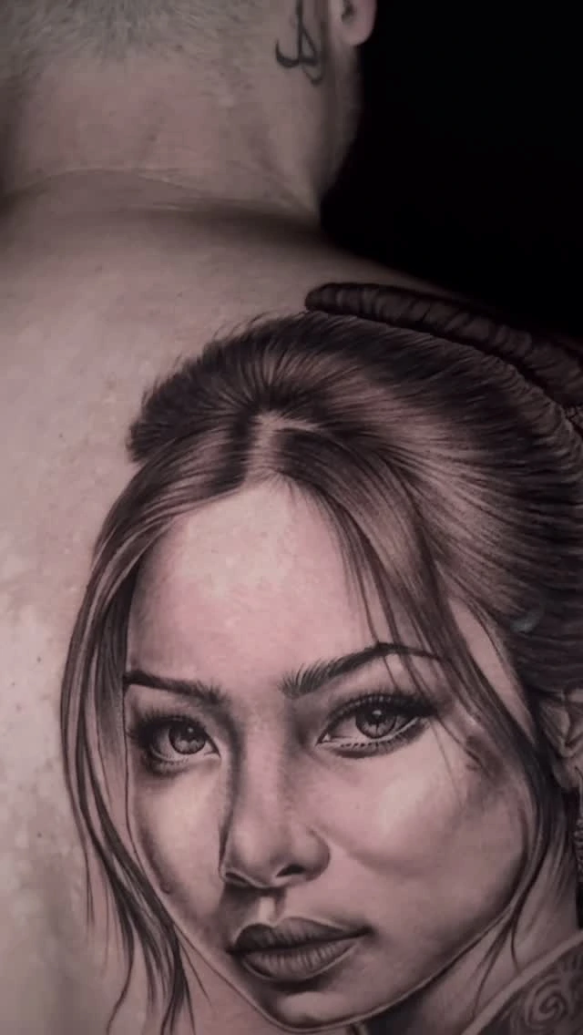 geisha/asian female portrait close-up