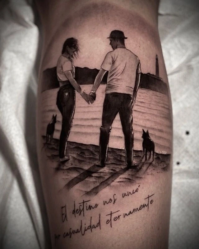 couple holding hands walking on beach with two dogs and lighthouse, with Spanish quote 'El destino nos unió por casualidad eternamente'